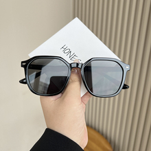 Черные солнцезащитные очки GM 2023