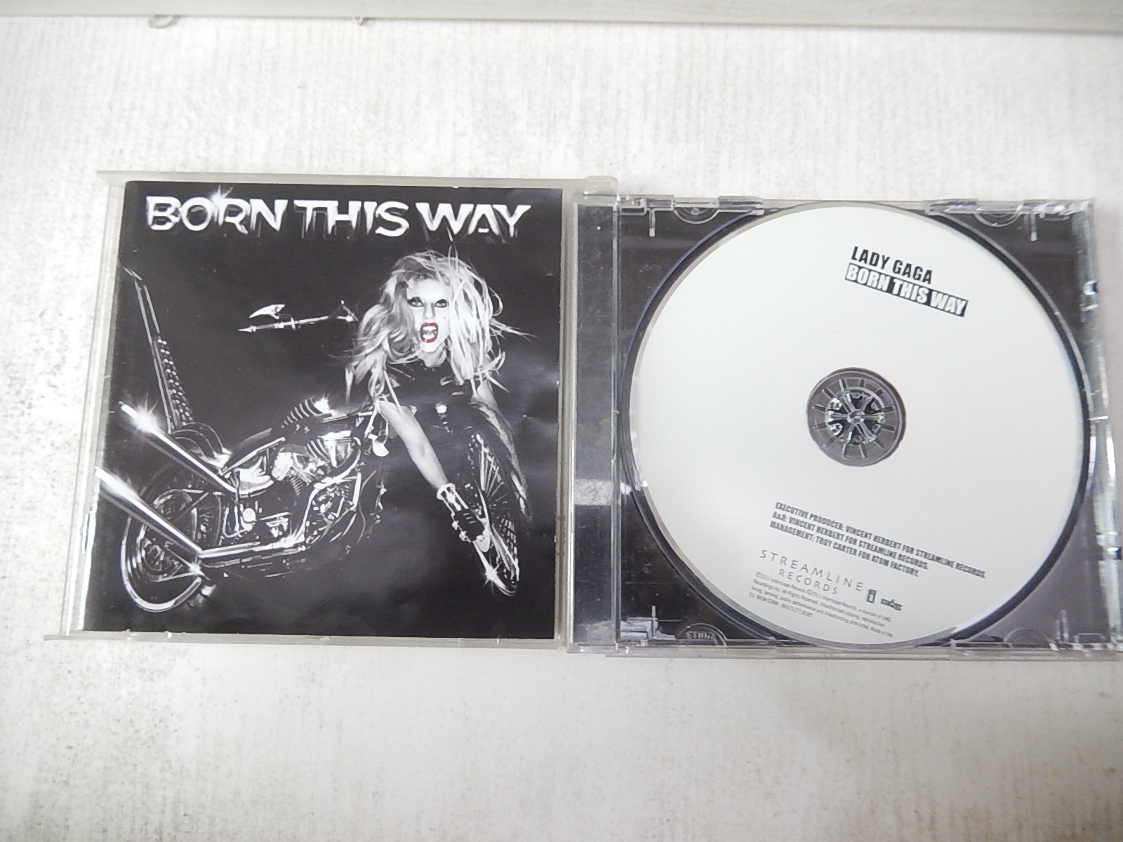 正版cd唱片 流行天后嘎嘎小姐 lady gaga born this way 天生完美