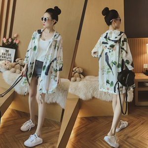 2017夏装新款女韩版薄款中长款连帽防晒衣休闲印花风衣外套上衣潮防晒衣