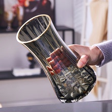 Легкий креатив Простая стеклянная ваза Прозрачная вода