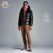 Коллекция Moncler предпочитает мужские куртки Moncler Maya