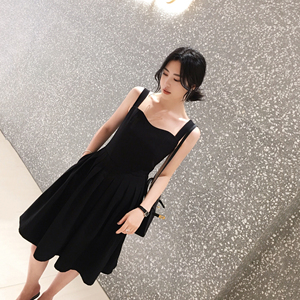 ◆ASM◆2017夏装新款 气质显瘦吊带抹胸连衣裙百褶裙子女装黑色女装