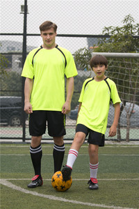 小孩小学生足球训练班选什么牌子好 同款好推