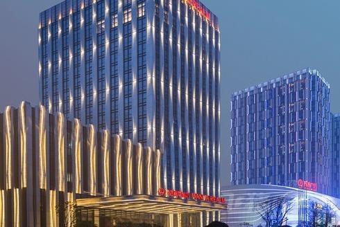 荆州富力万达嘉华酒店豪华双床吸烟房